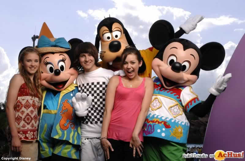 Imagen de Disney´s Typhoon Lagoon Water Park  Stars of Hannah Montana